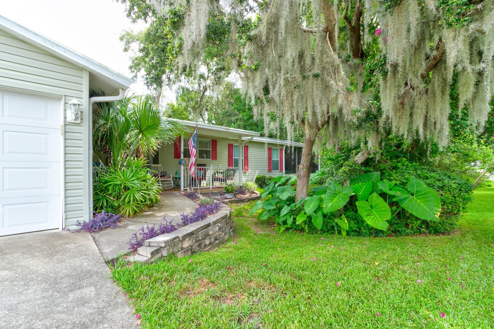 387 MARSH LANDING LOOP