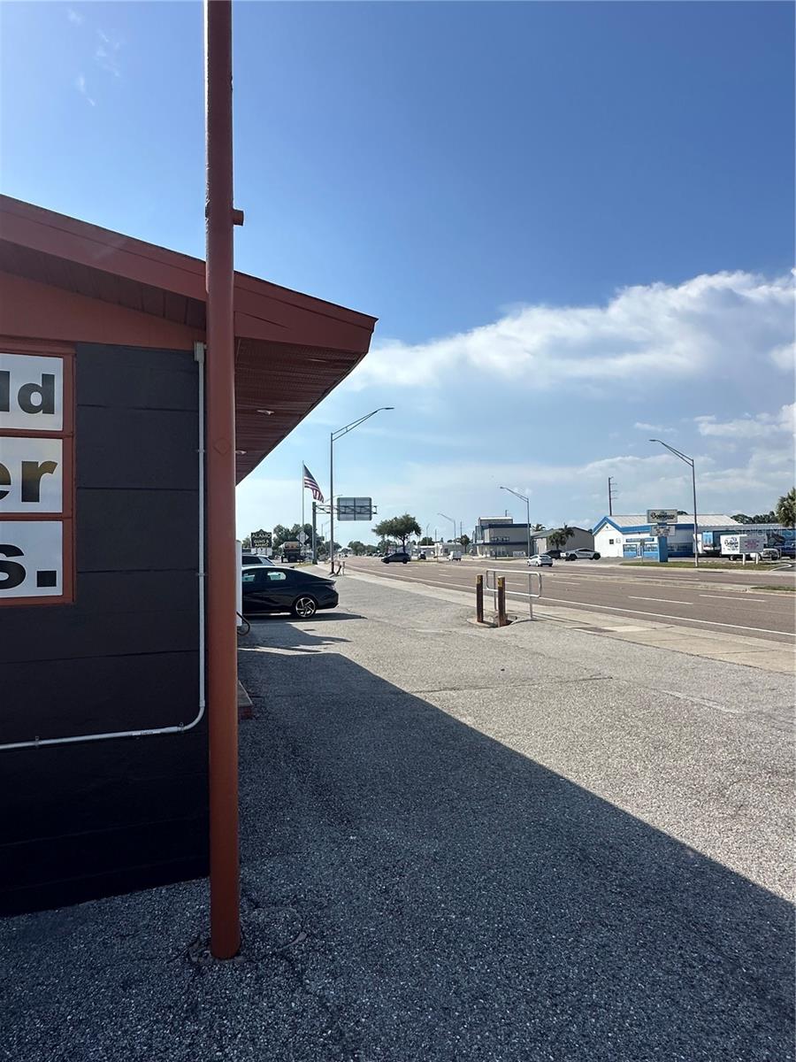 Photo of 2254 S Tamiami Trail, Venice, FL 34293 (MLS # A4699287)