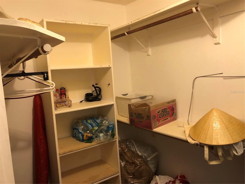 Photo of 8627 Ashbury Park, Orlando, FL 32818 (MLS # O6368097)