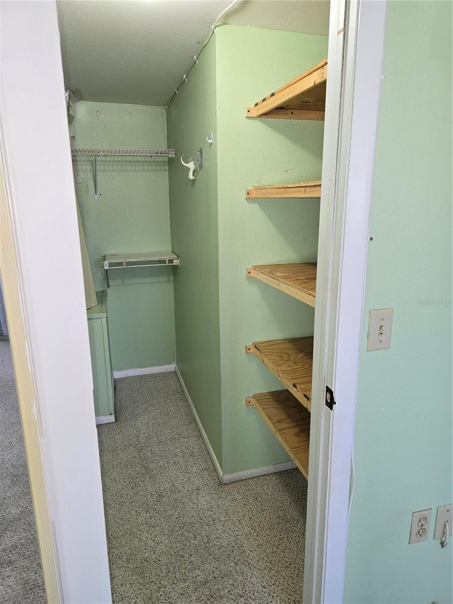 WOODTRAIL CONDO - Residential