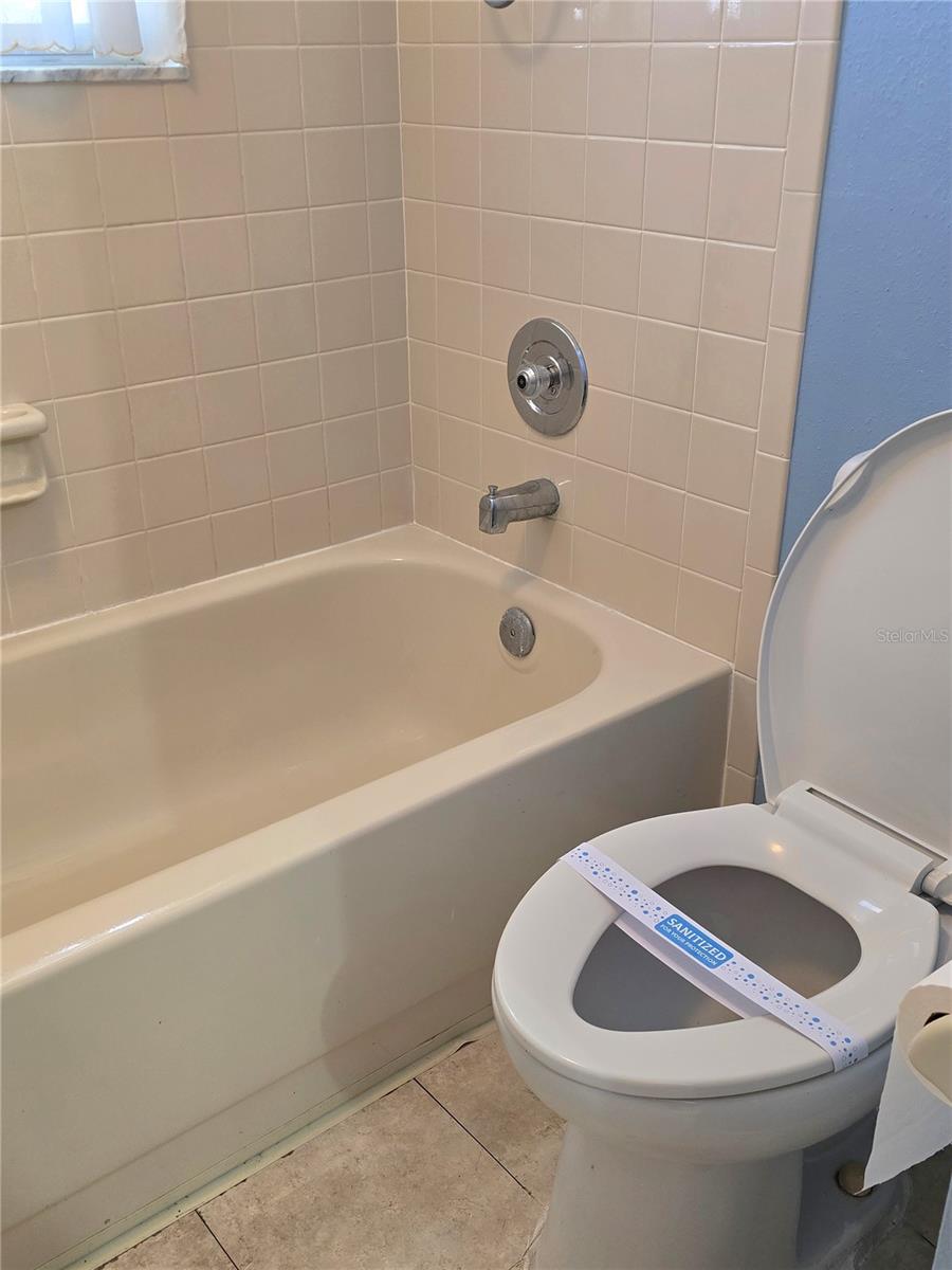 WOODTRAIL CONDO - Residential