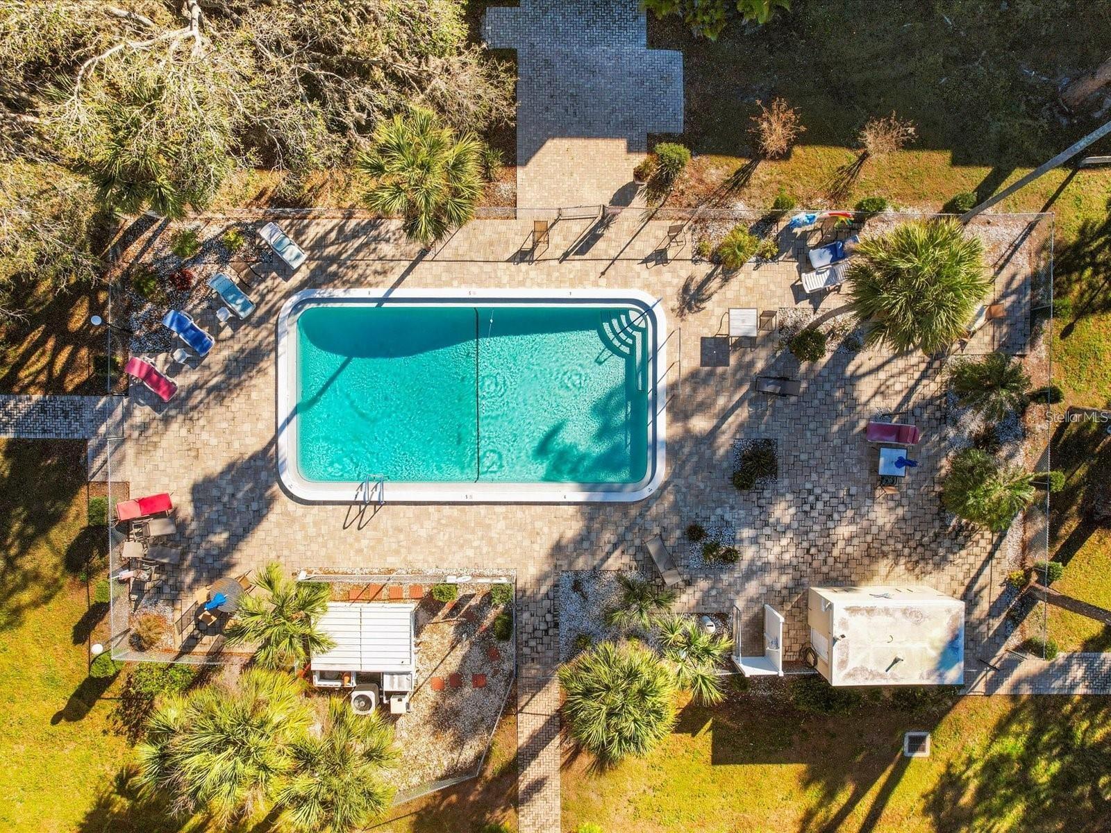 CHELSEA HOUSE - Residential