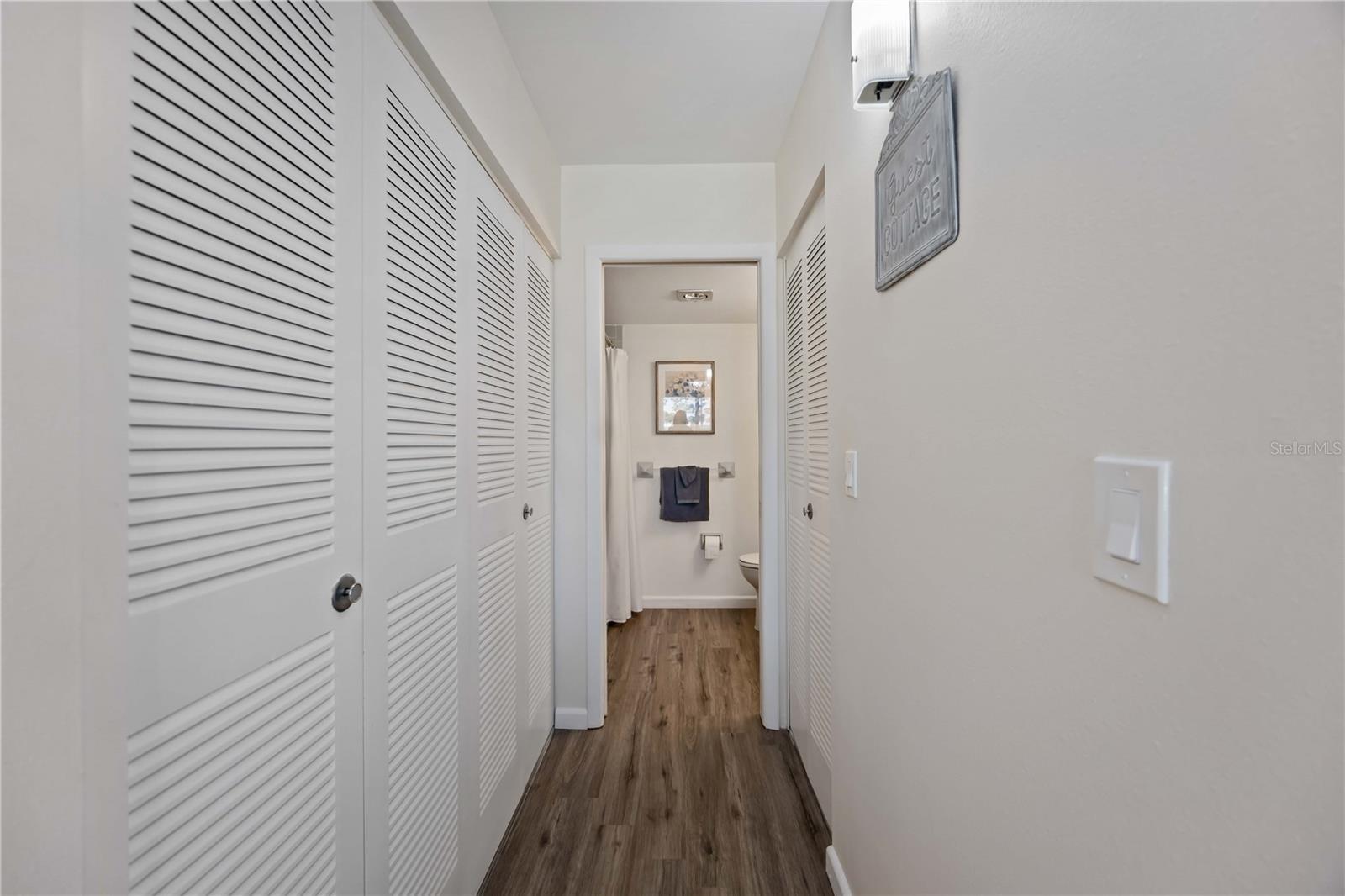 CHELSEA HOUSE - Residential