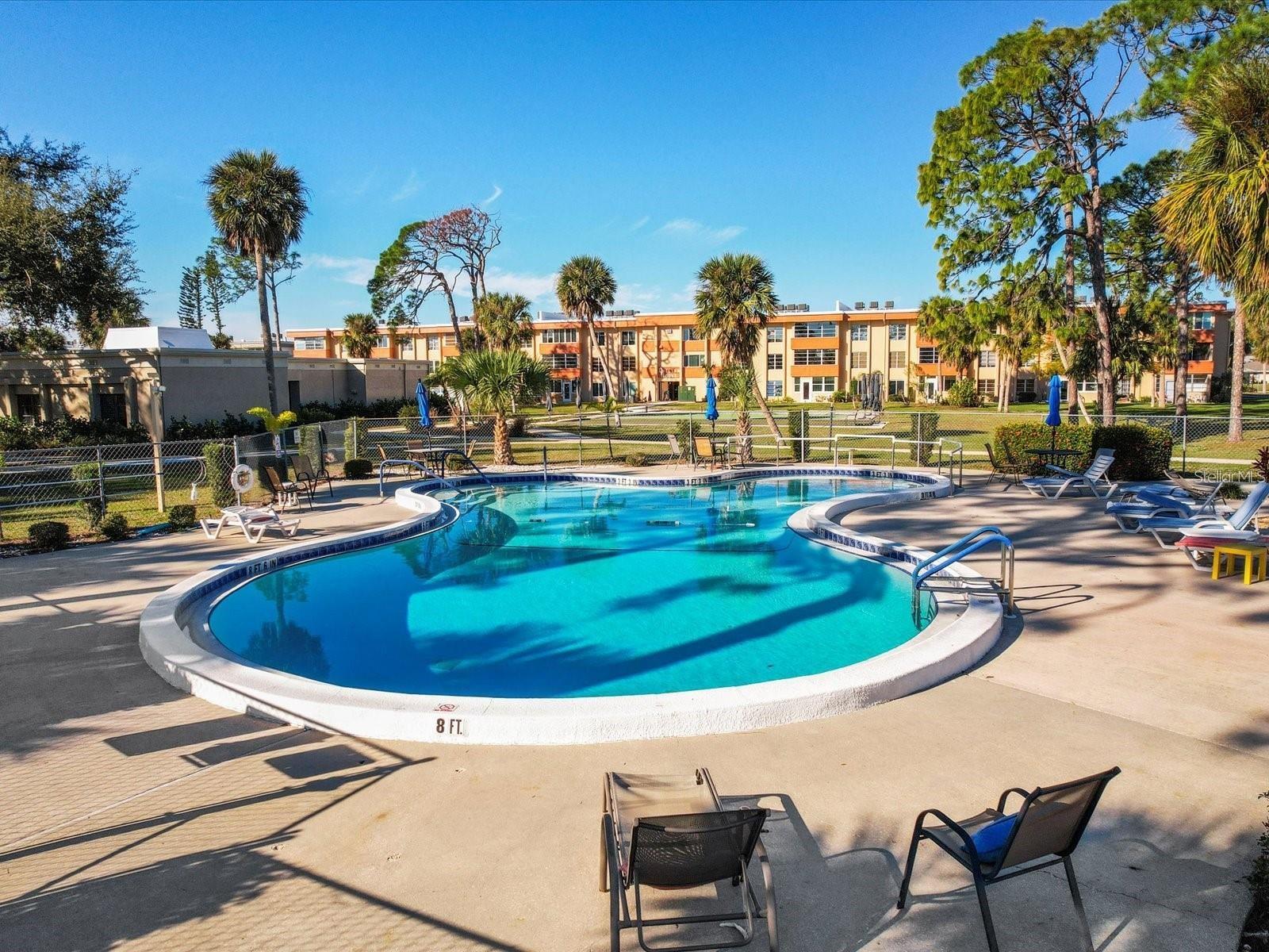 CHELSEA HOUSE - Residential