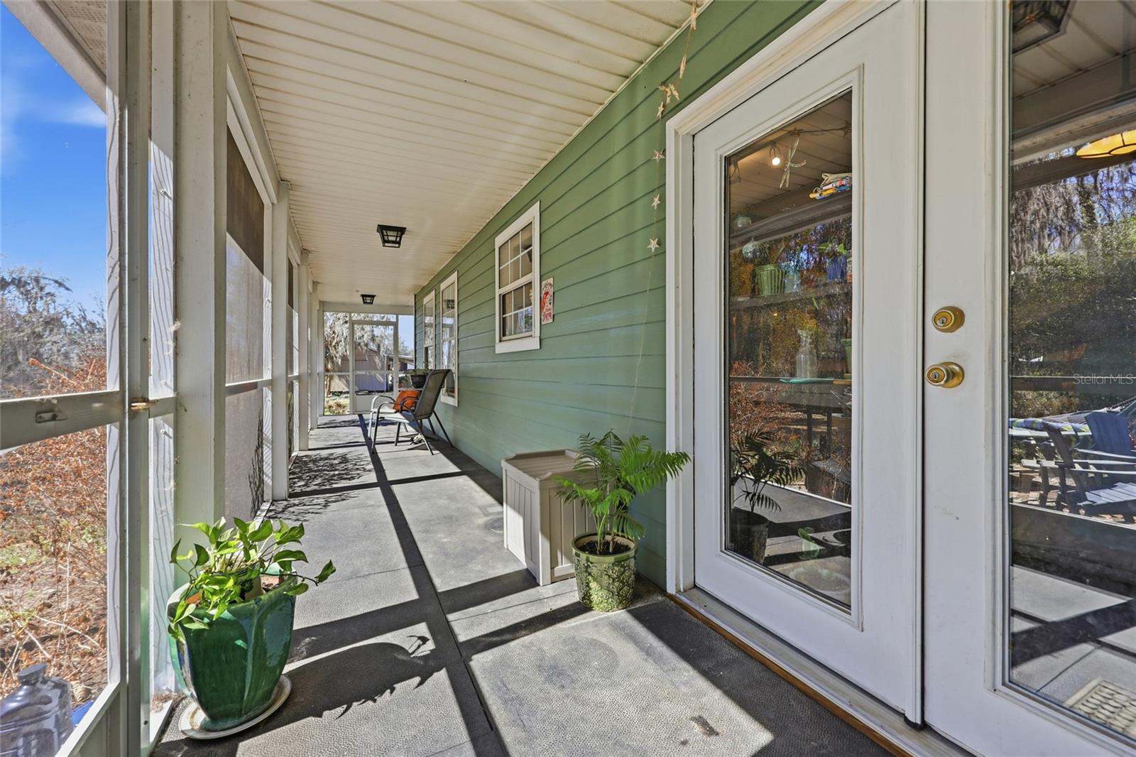 ROLLING HILLS - Residential