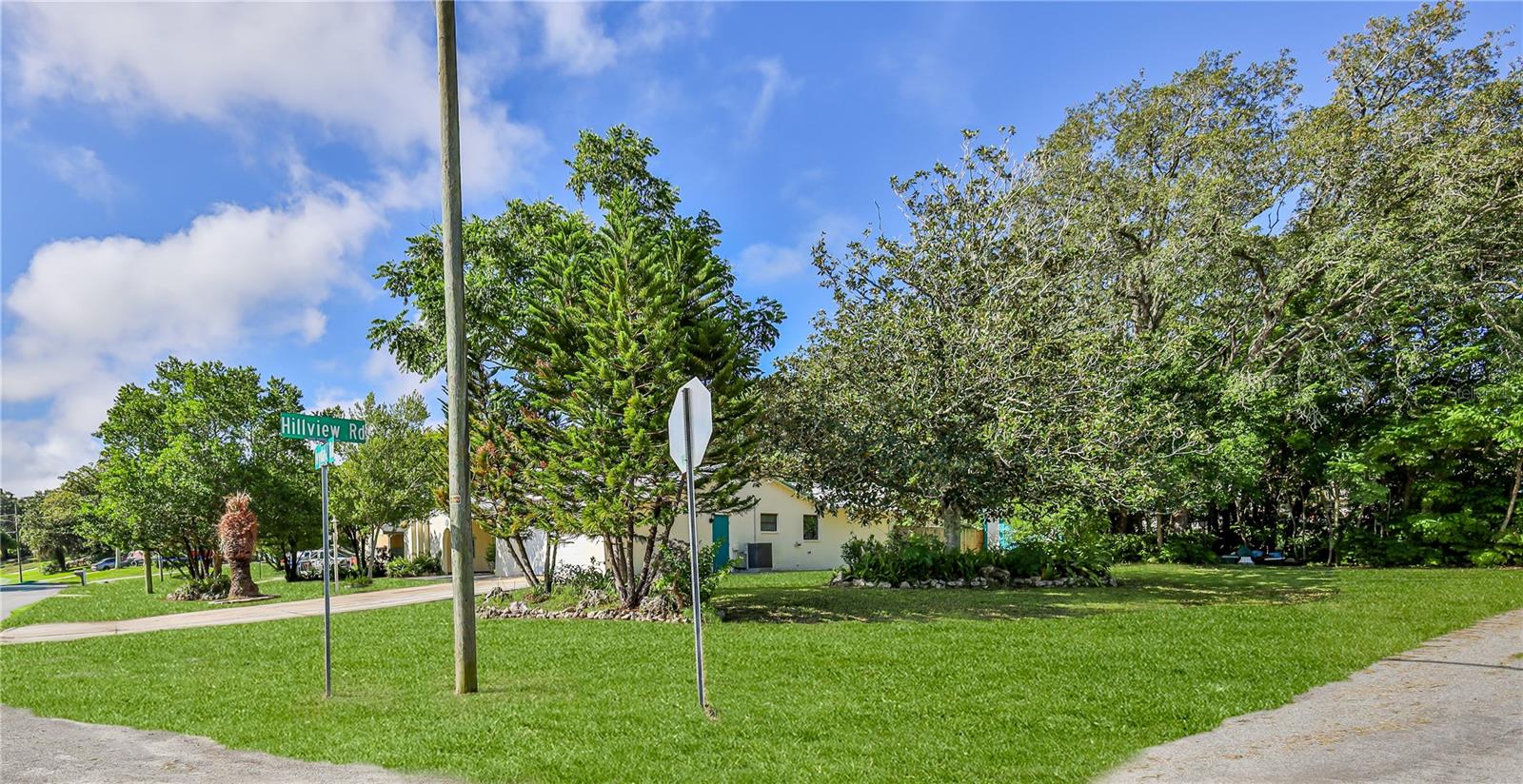1411 IVYDALE ROAD