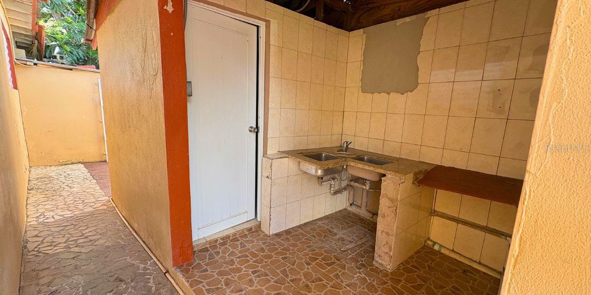 Comm Elizabeth # 489, 20t 20TH ST PUERTO REAL,