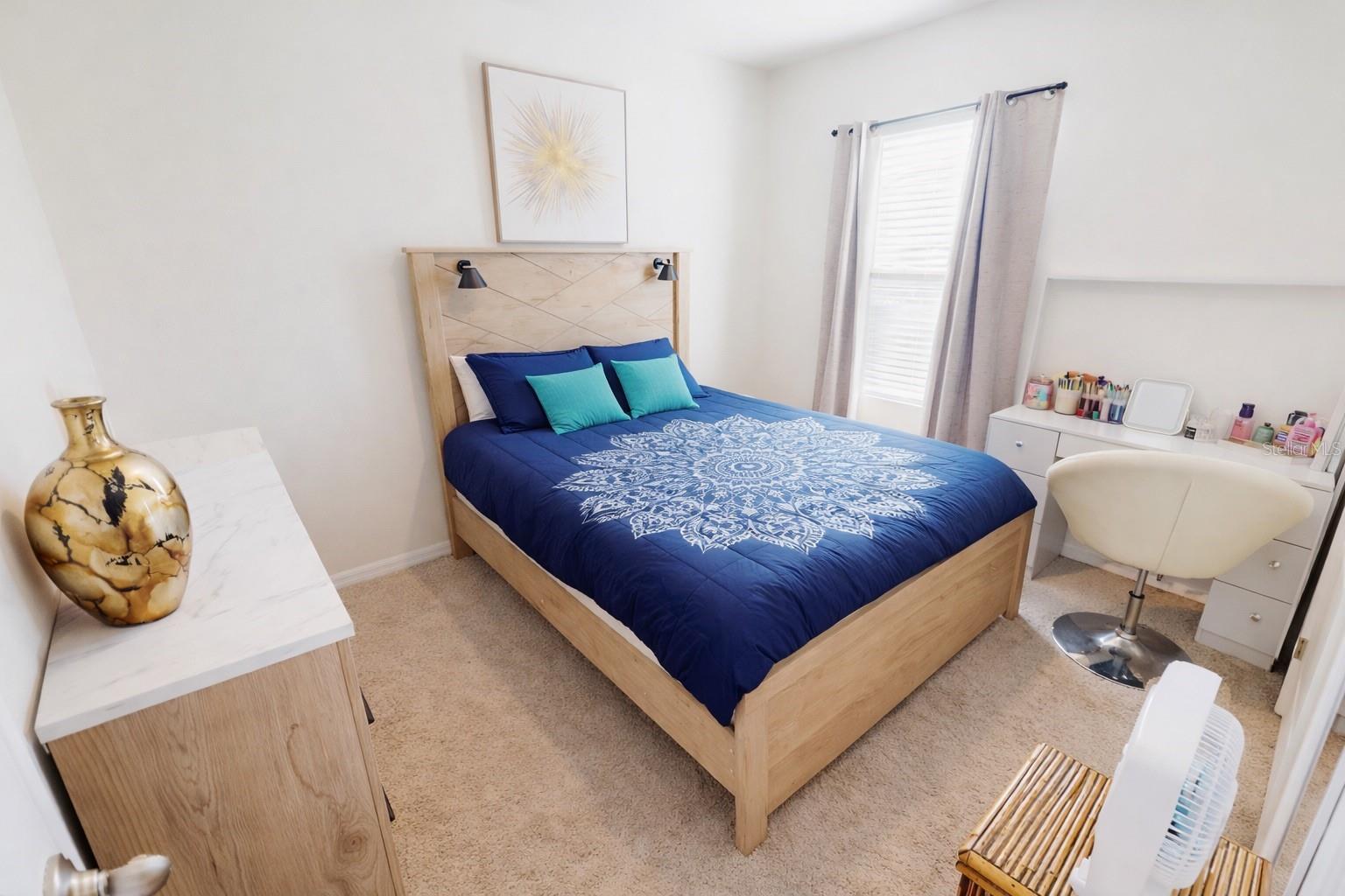 AUBURNDALE MANOR - Residential