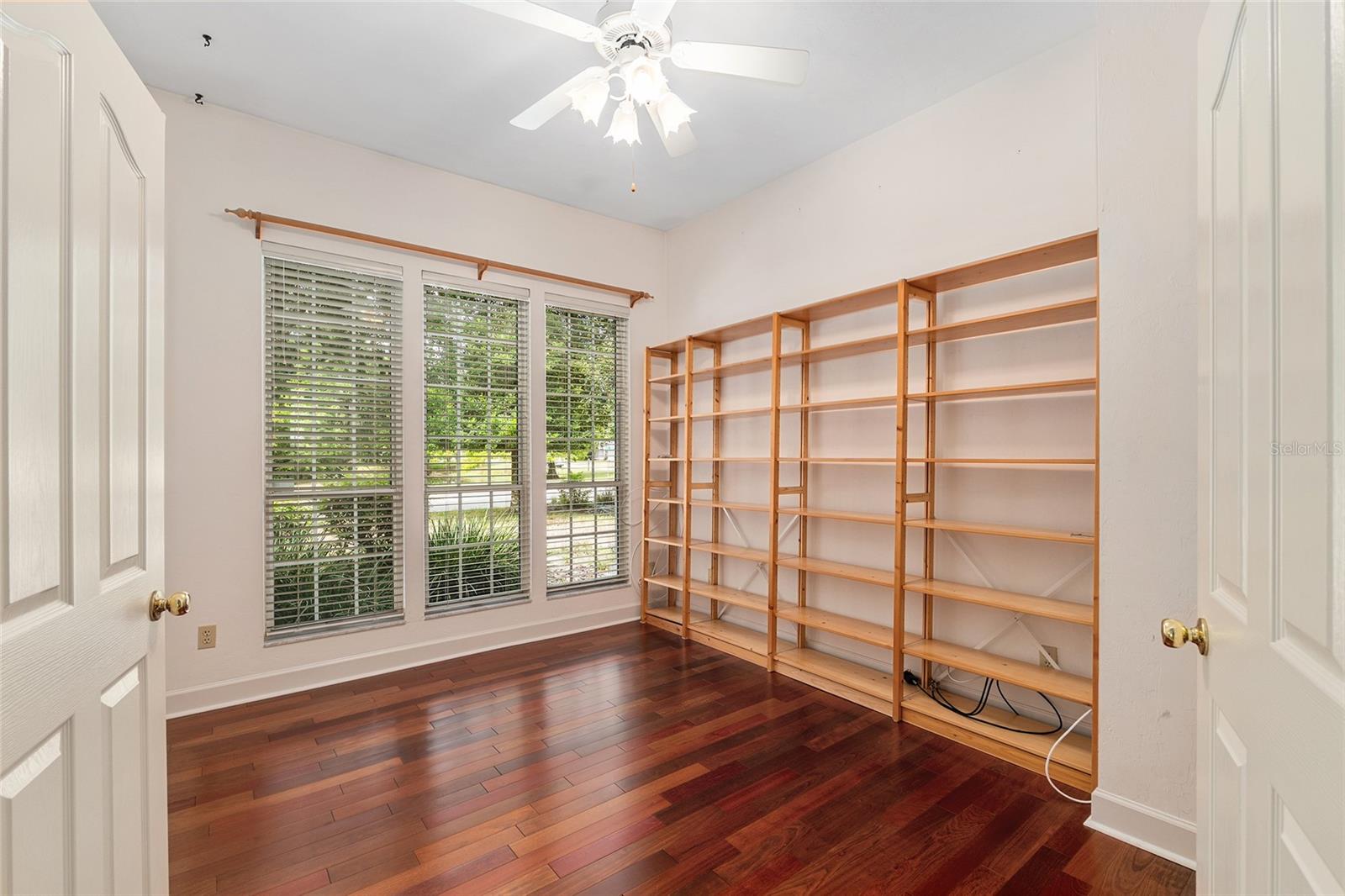 STERLING PLACE - Residential