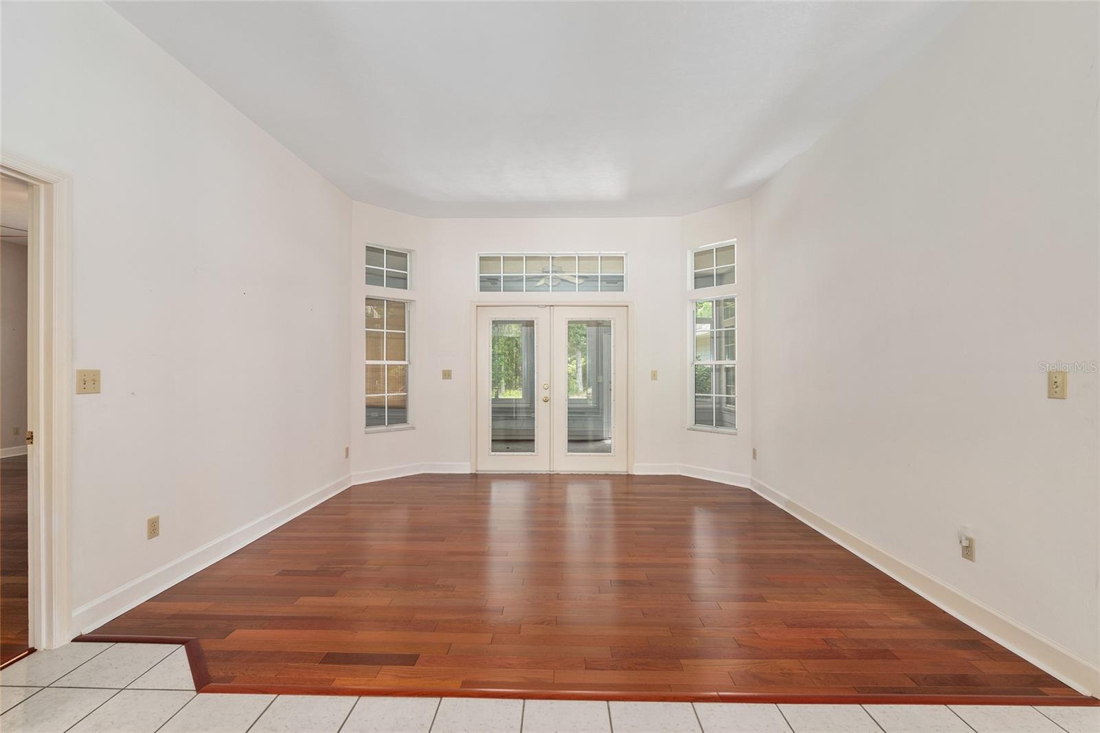 STERLING PLACE - Residential