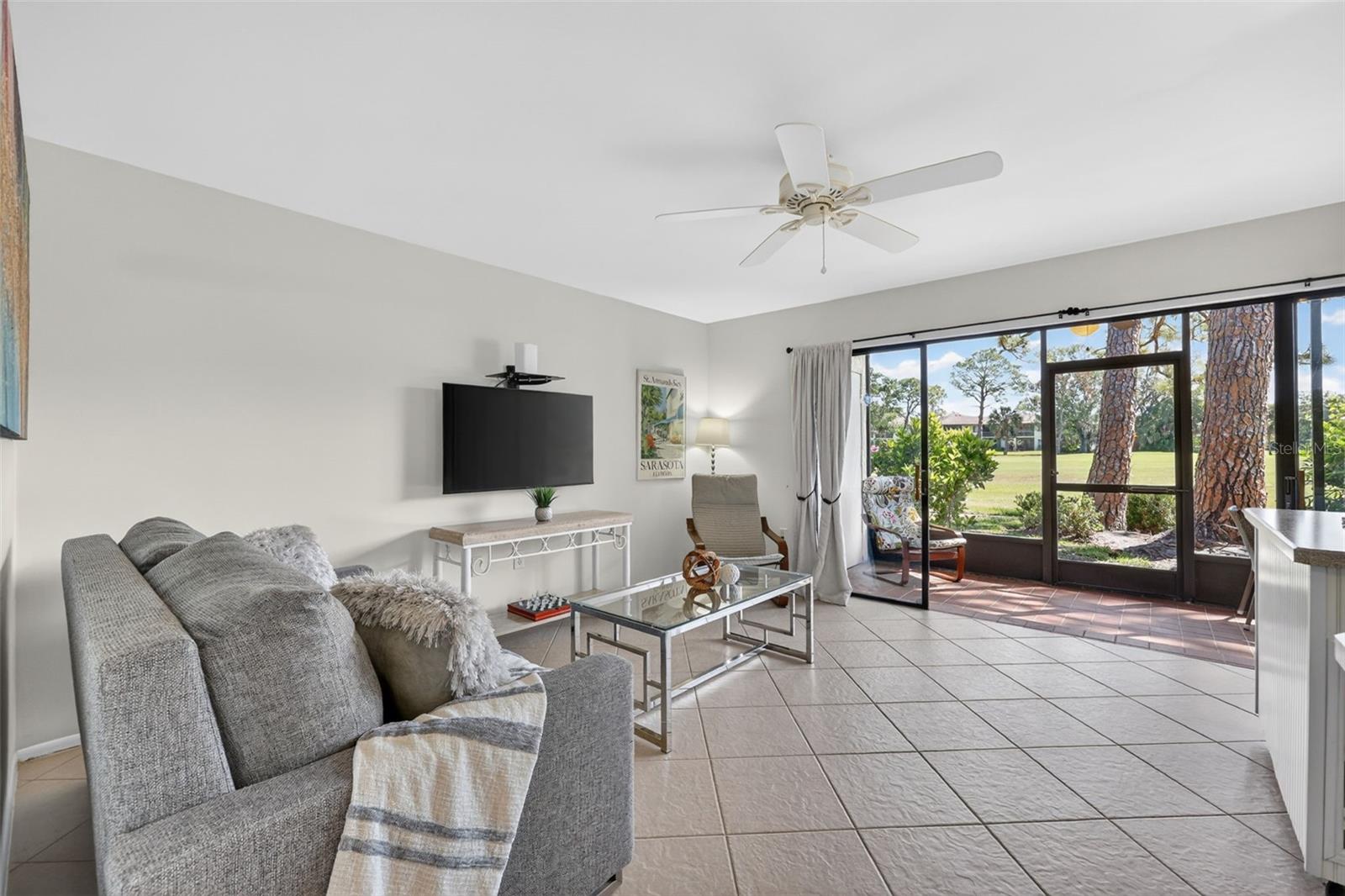 QUAIL HOLLOW - Residential