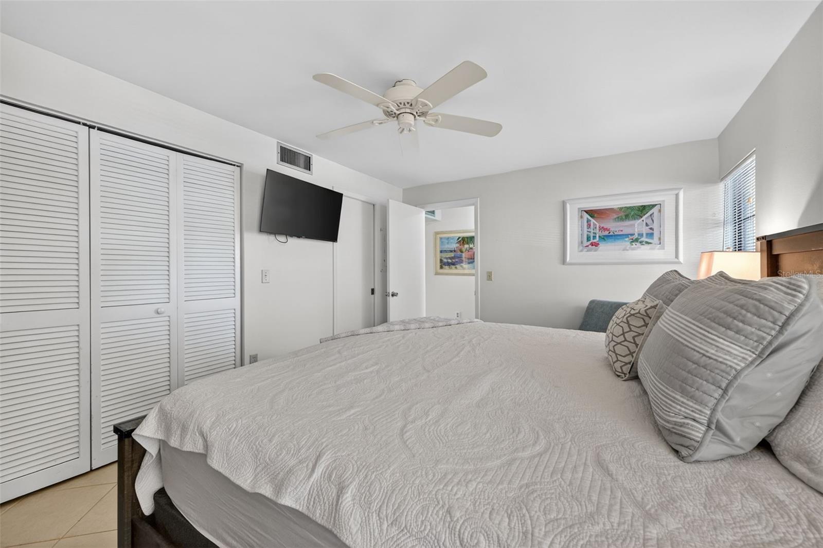 QUAIL HOLLOW - Residential