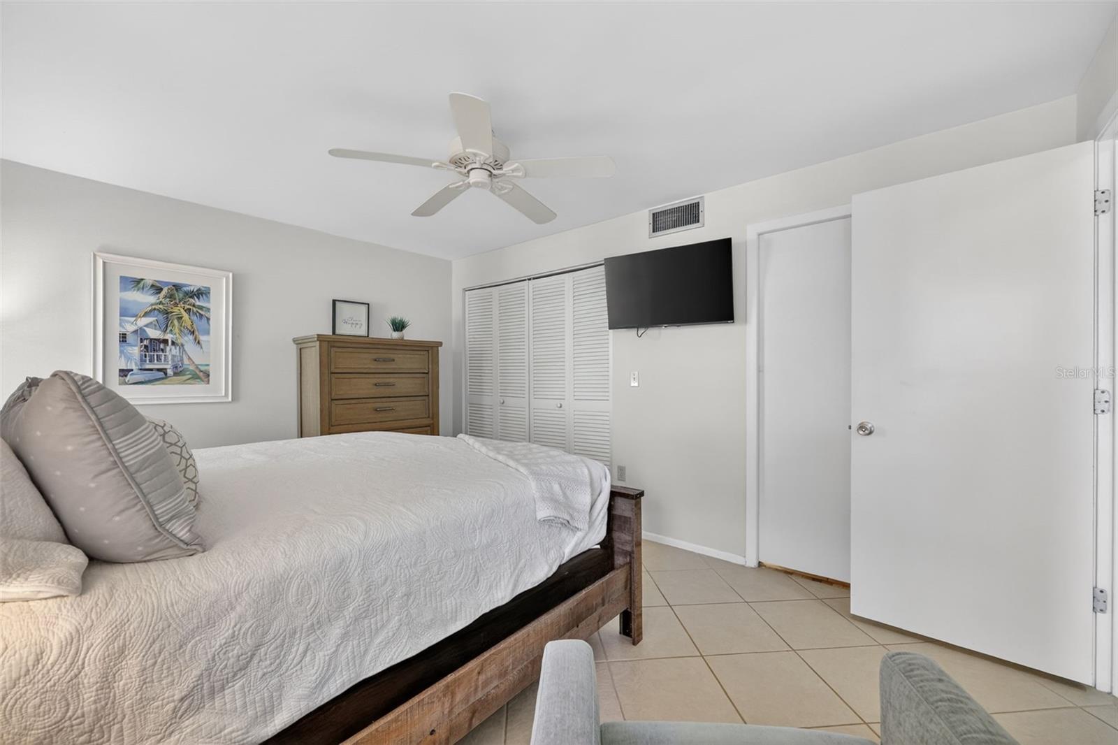 QUAIL HOLLOW - Residential