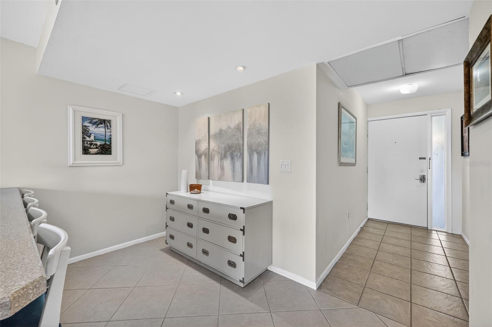 QUAIL HOLLOW - Residential