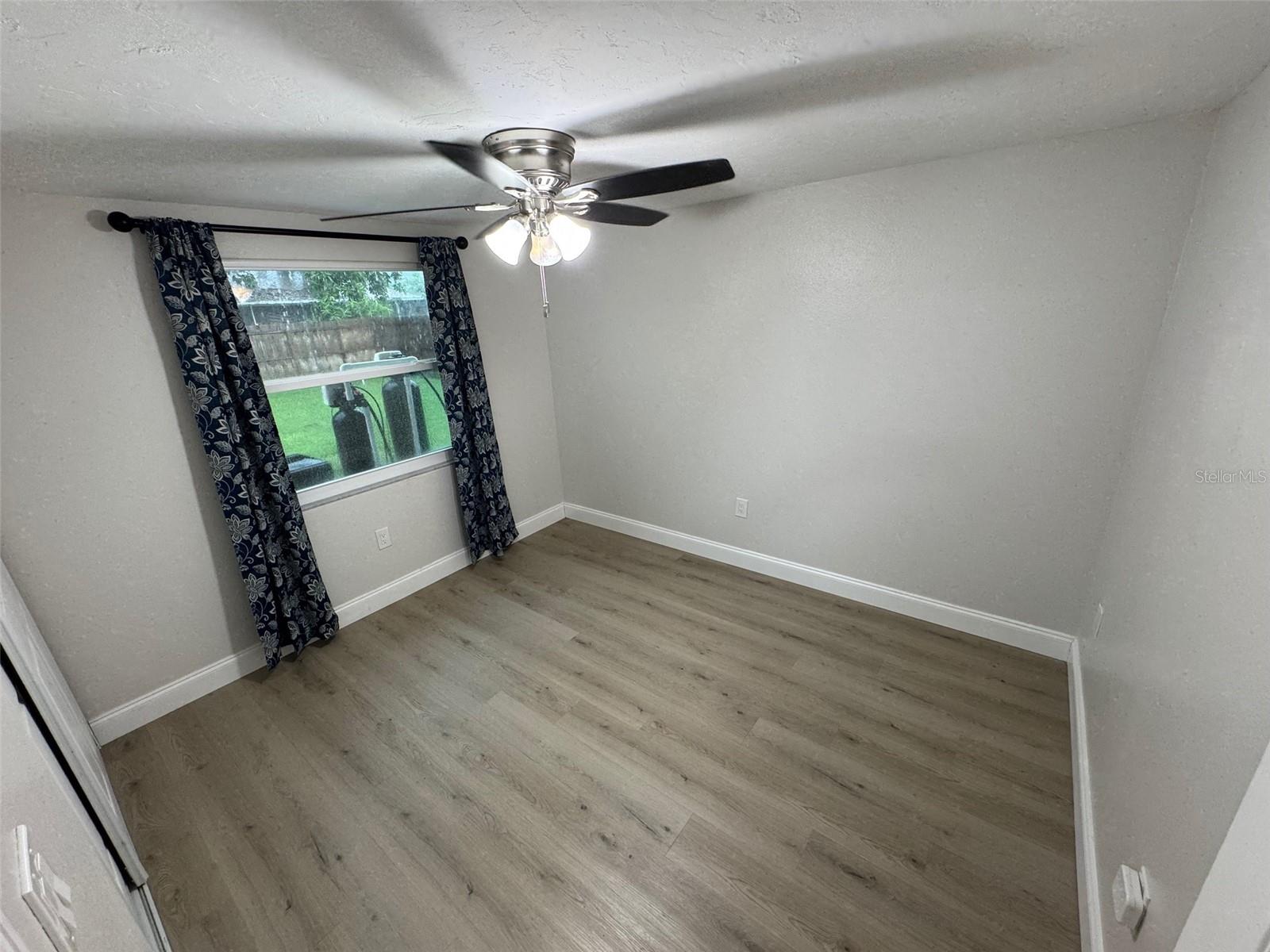 SOUTH VENICE - Residential