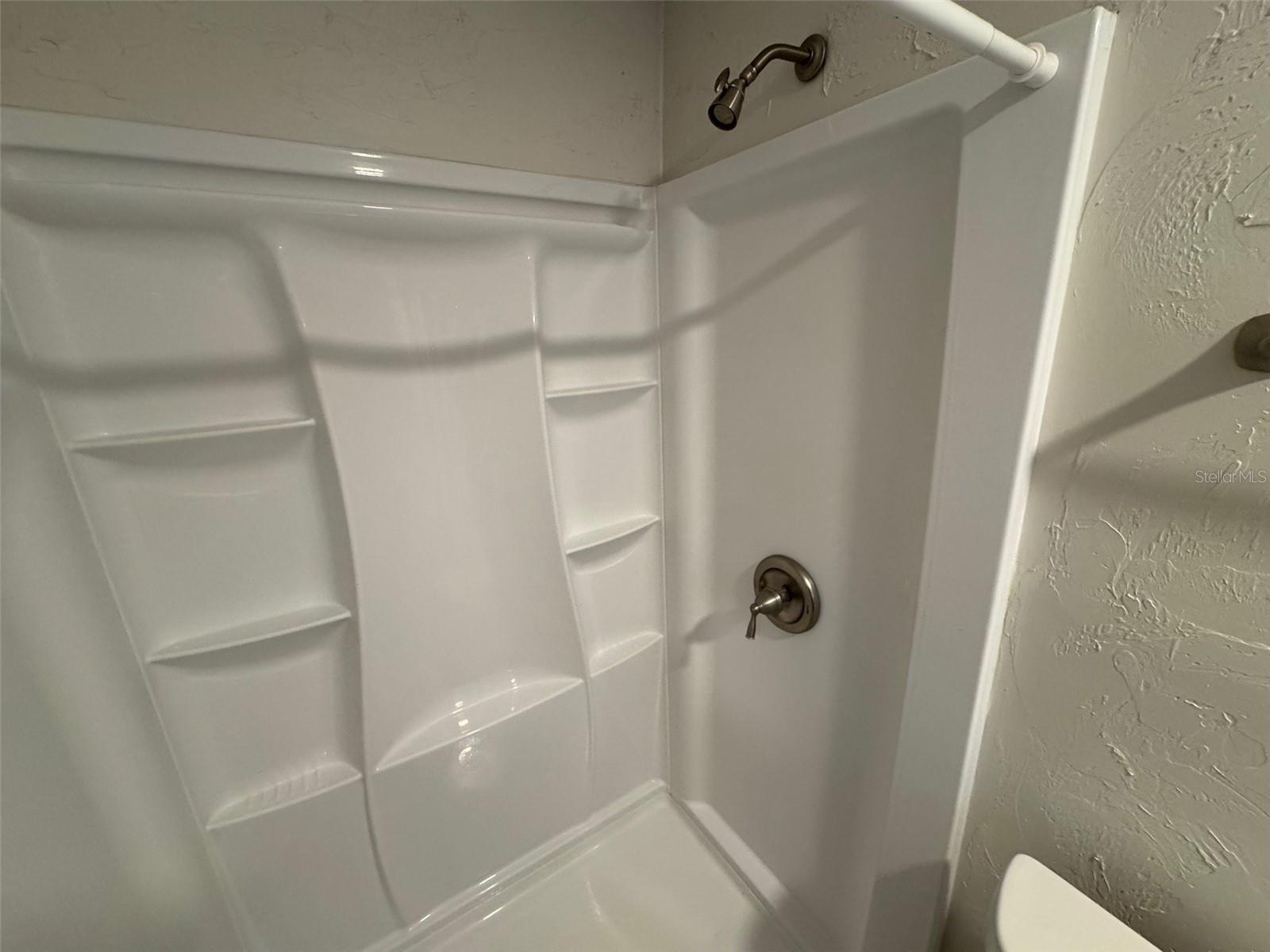 SOUTH VENICE - Residential