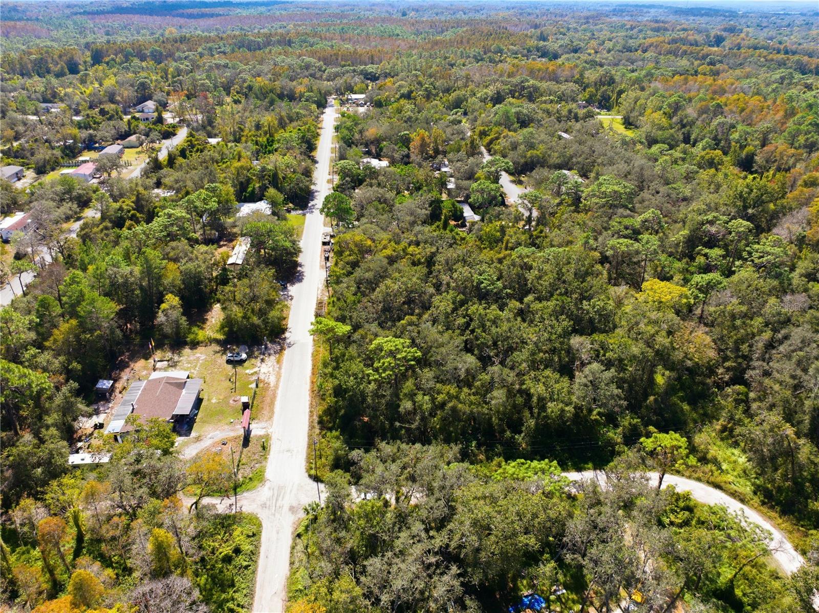 MOON LAKE ESTATES - Land