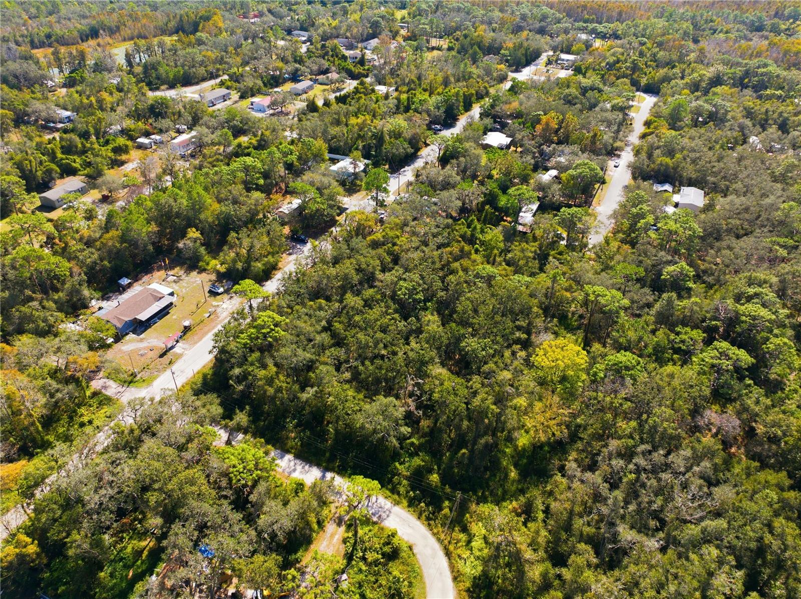 MOON LAKE ESTATES - Land