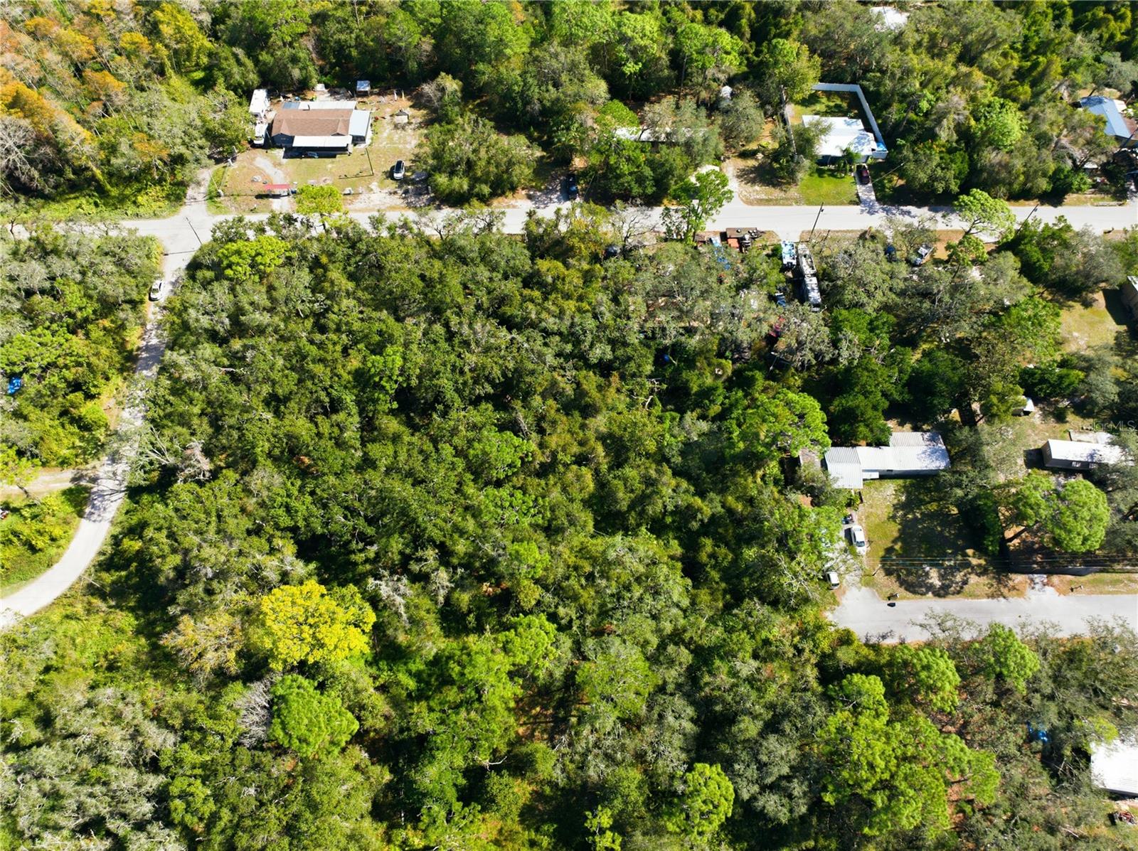 MOON LAKE ESTATES - Land