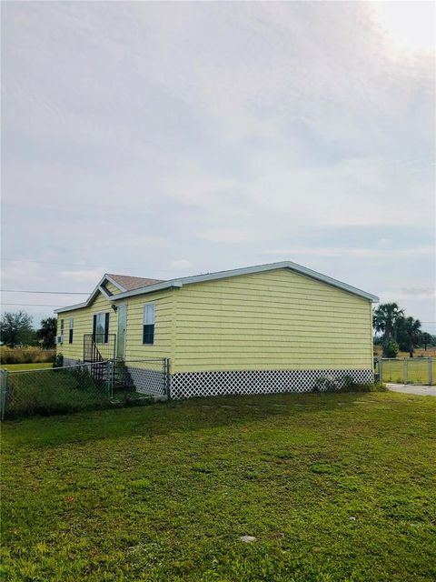 A home in PUNTA GORDA