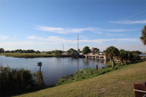 A home in MOORE HAVEN