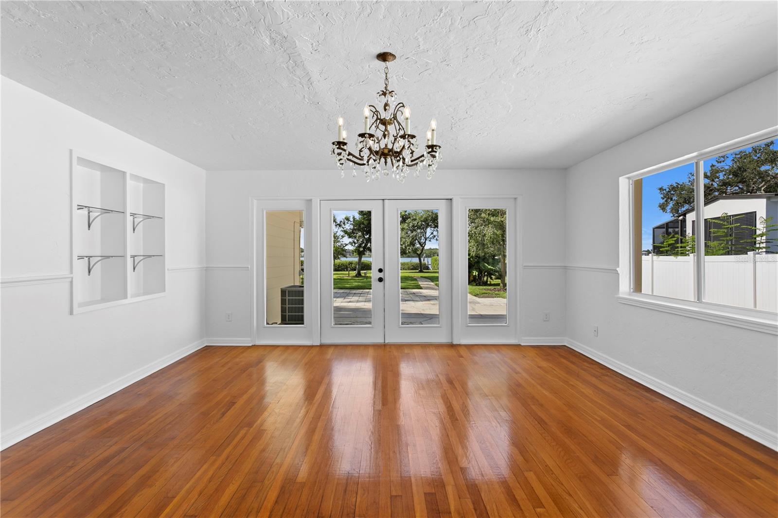 DRIFTWOOD - Residential