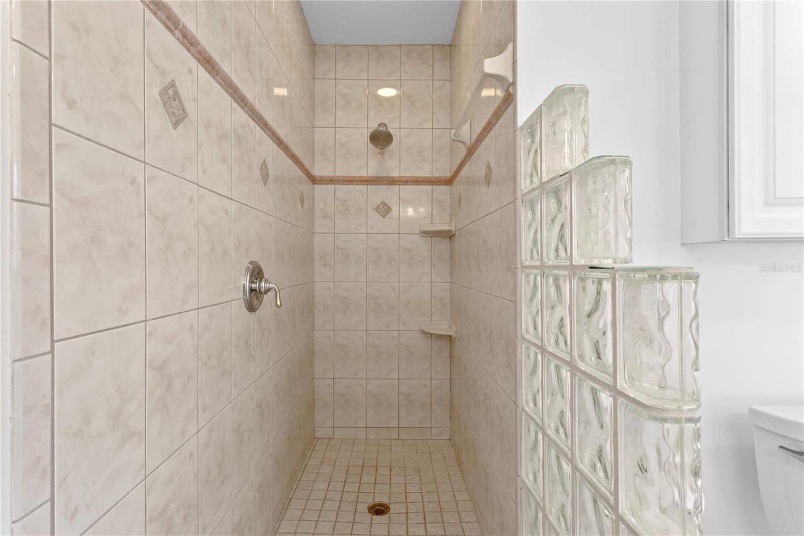 DRIFTWOOD - Residential