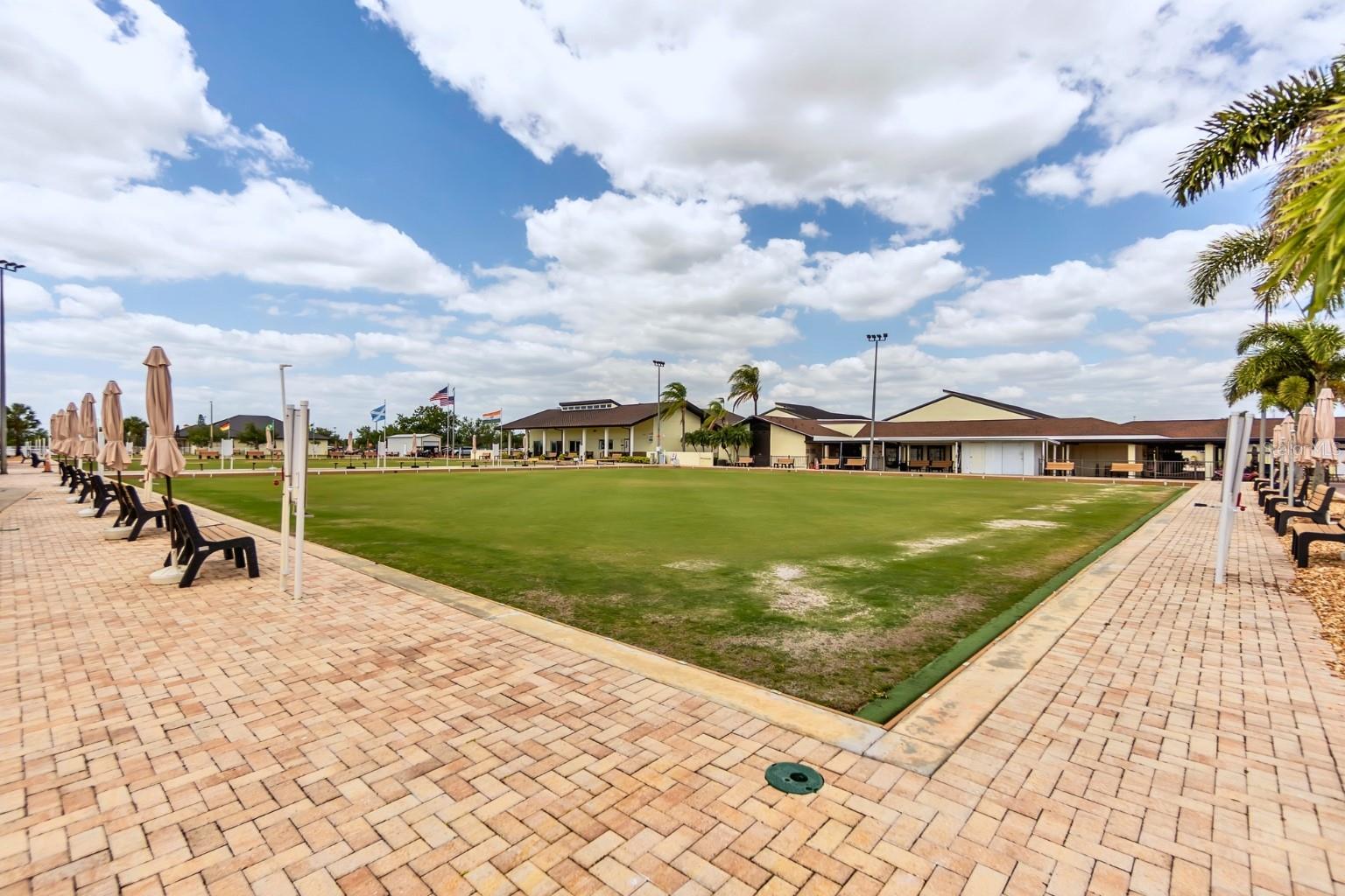 HUXLEY PLACE A CONDO AME - Residential