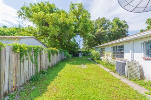 A home in TAMPA