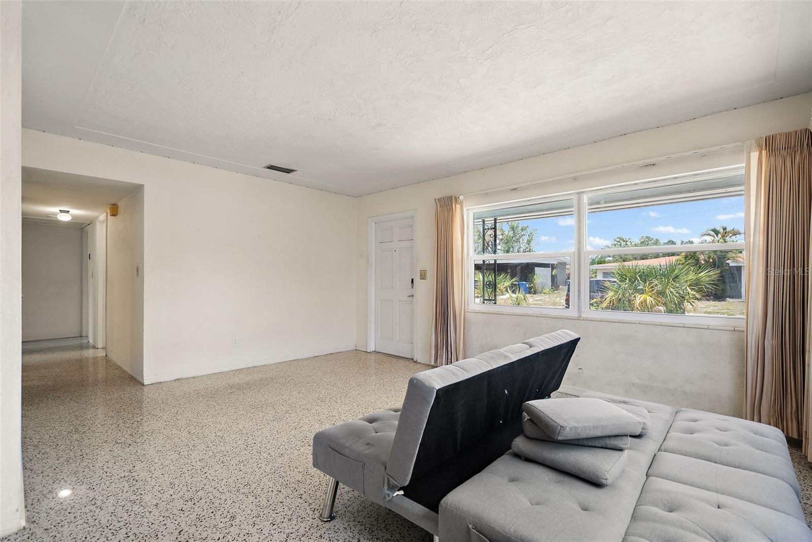 PASADENA ESTATES SECTION C - Residential Lease