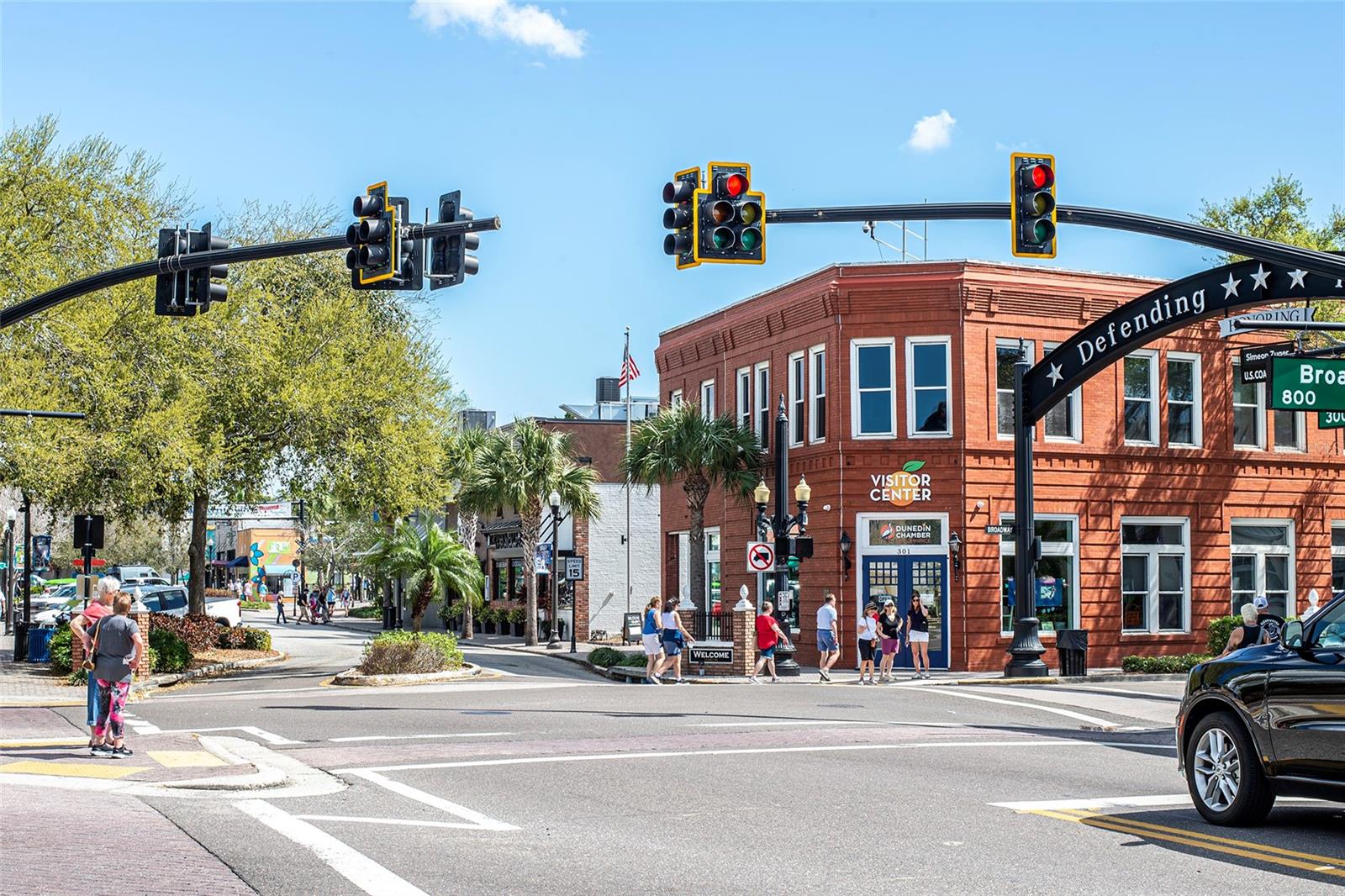 EDGEWATER ARMS 1ST CONDO - Residential