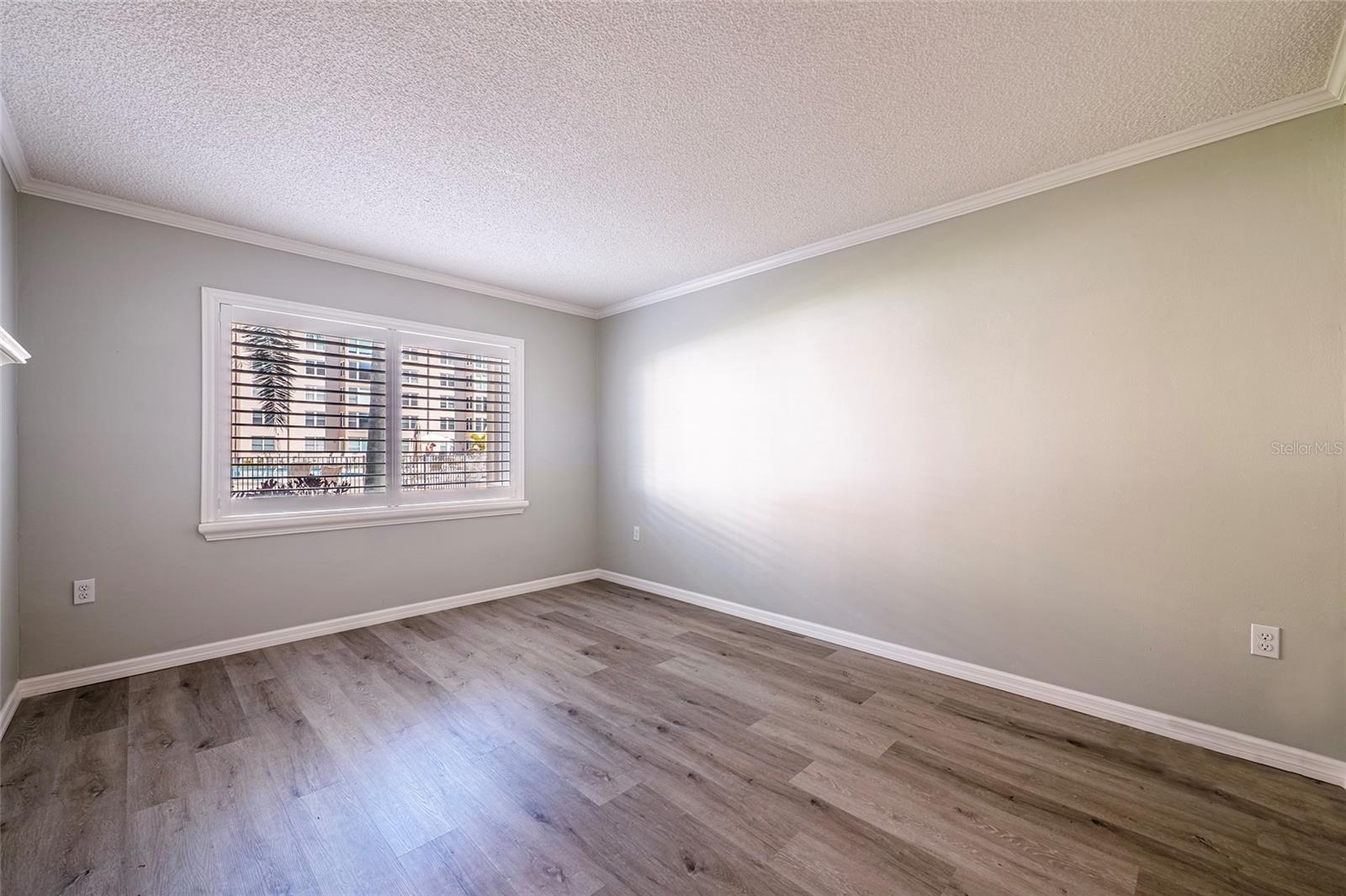 EDGEWATER ARMS 1ST CONDO - Residential