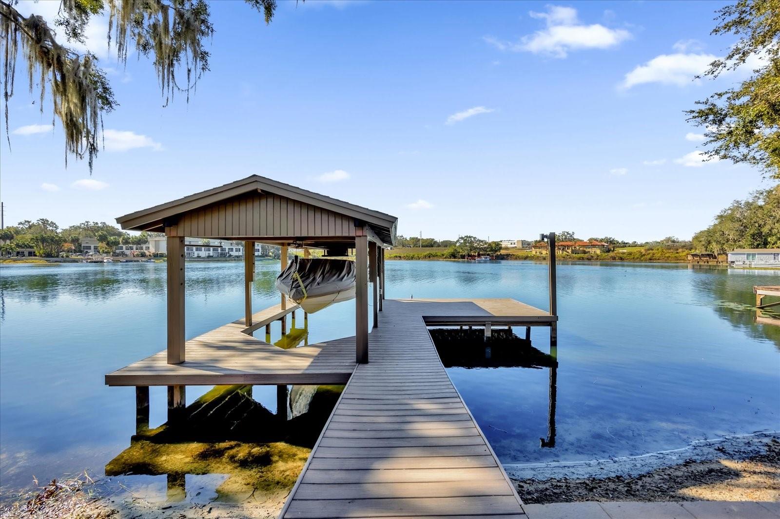 509 E LAKESHORE DRIVE