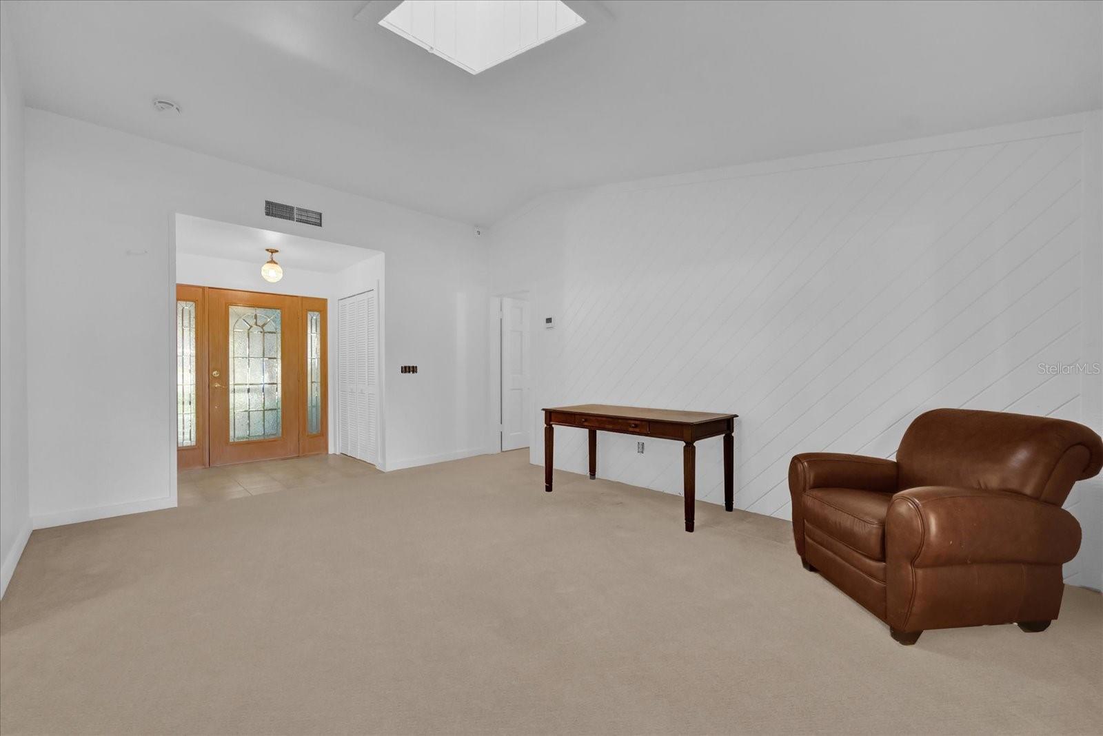 509 E LAKESHORE DRIVE