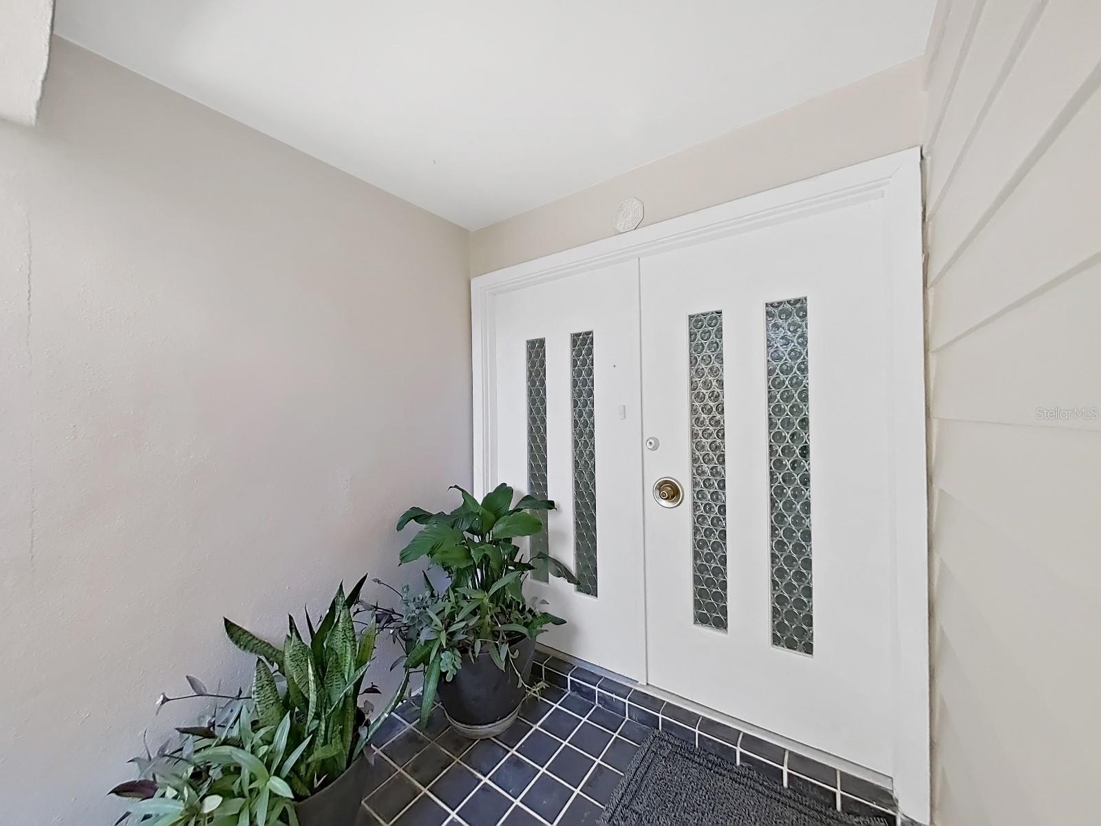 1385 EMBASSY DRIVE