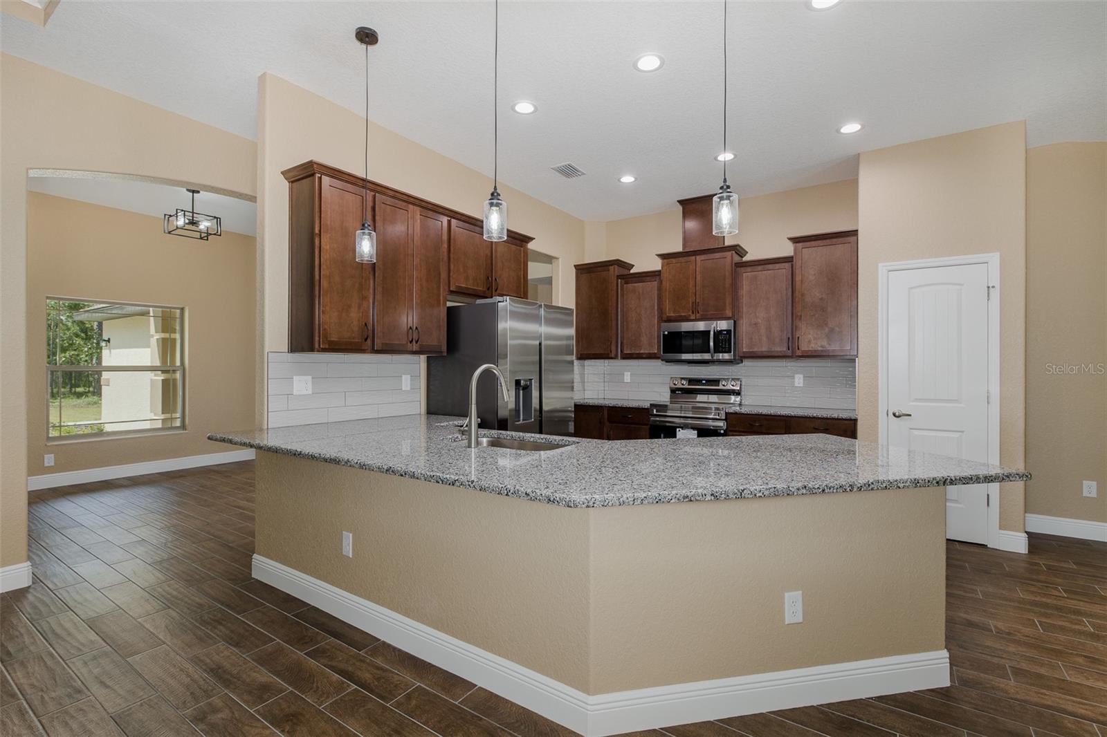 COUNTRY HAVEN ESTATES - Residential