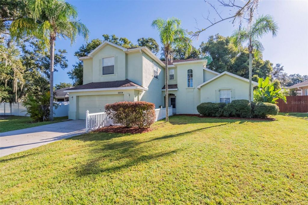 Photo of 2804 Spring Meadow Drive, Plant City, FL 33566 (MLS # O6343004)
