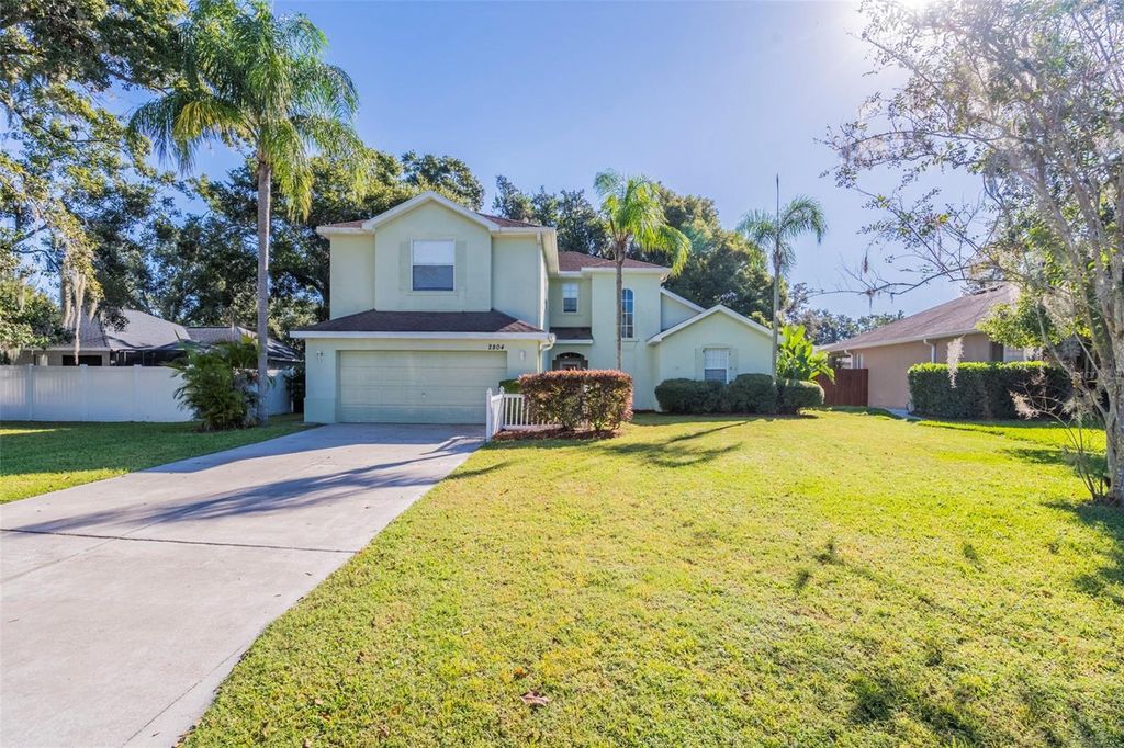 Photo of 2804 Spring Meadow Drive, Plant City, FL 33566 (MLS # O6343004)