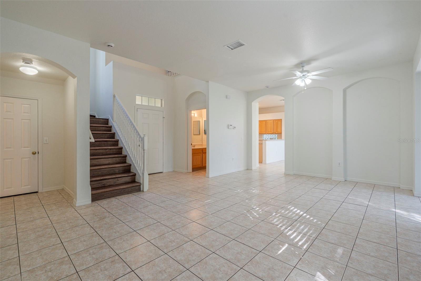 2804 SPRING MEADOW DRIVE