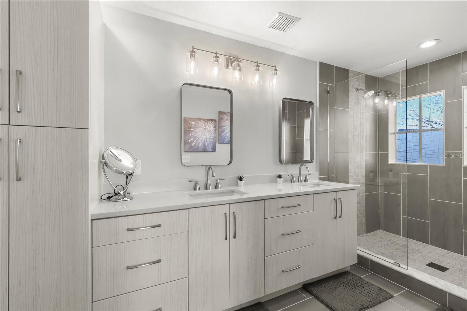 VILLAS OF CARILLON - Residential