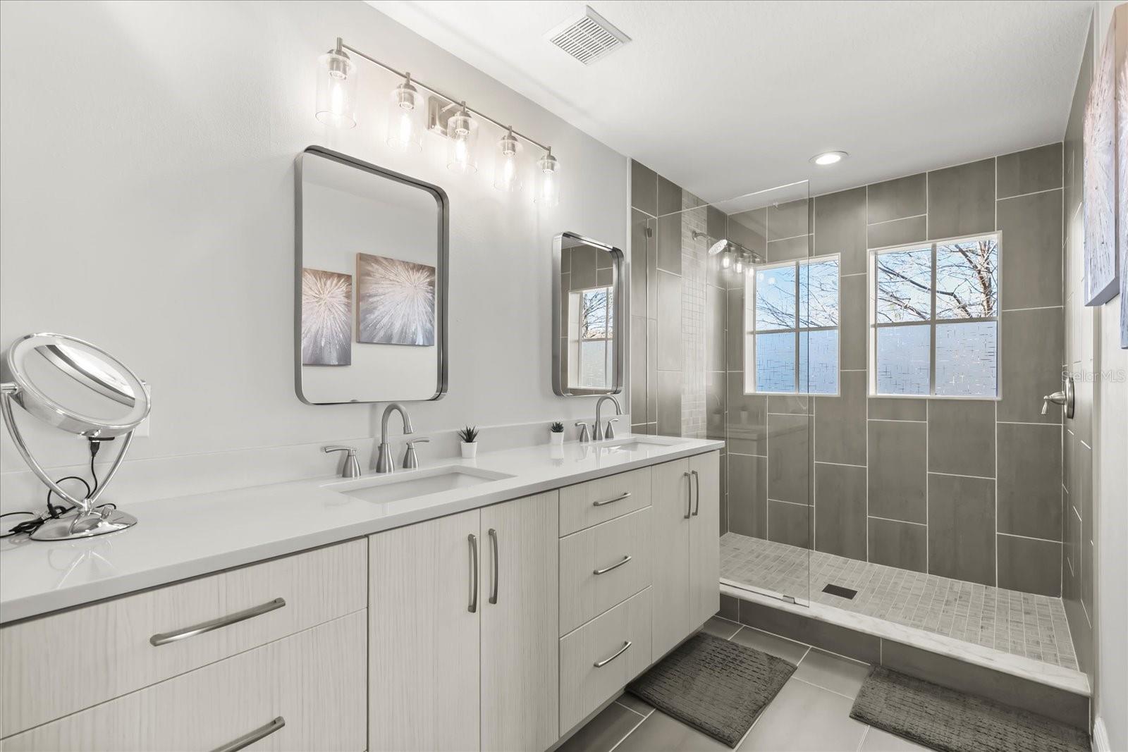 VILLAS OF CARILLON - Residential