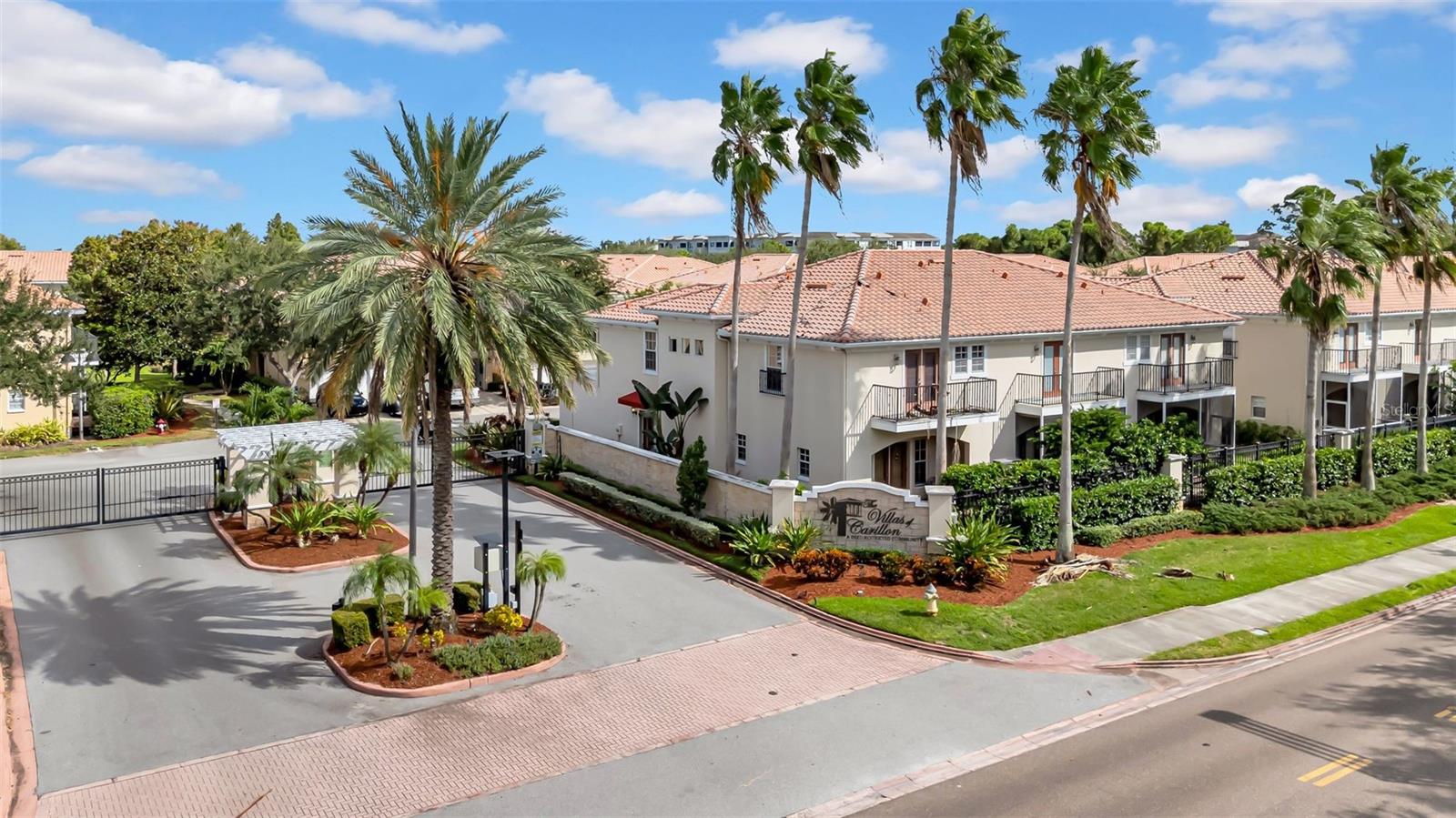 VILLAS OF CARILLON - Residential