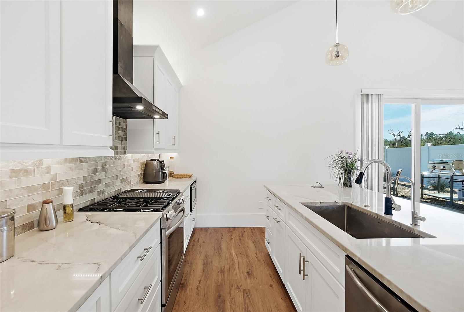 DUPONT RAILWAY & LAND CO - Residential