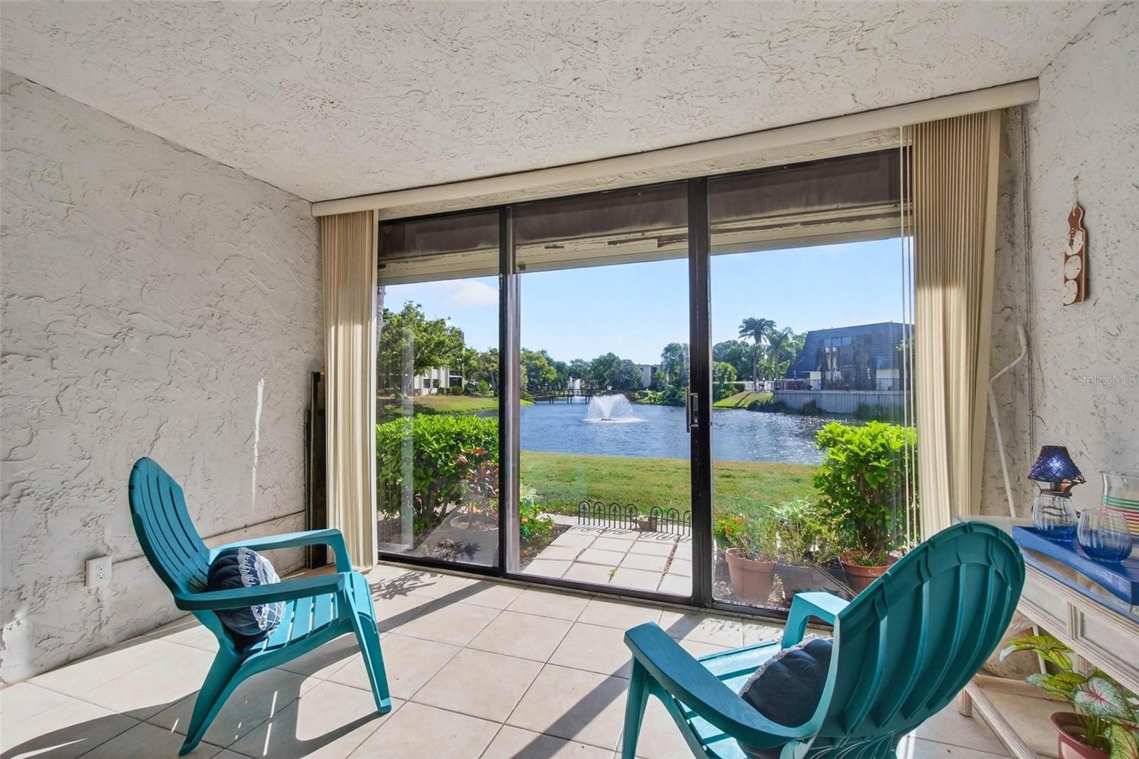 LAKEVIEW OF LARGO - Residential