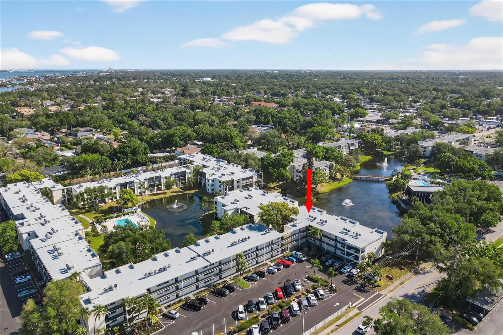 LAKEVIEW OF LARGO - Residential