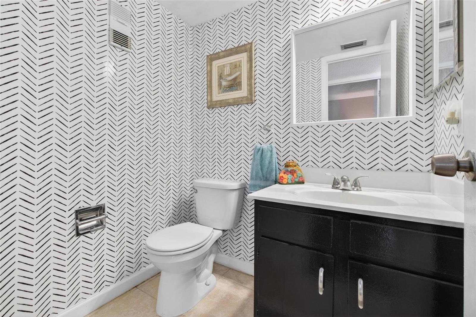 LAKEVIEW OF LARGO - Residential