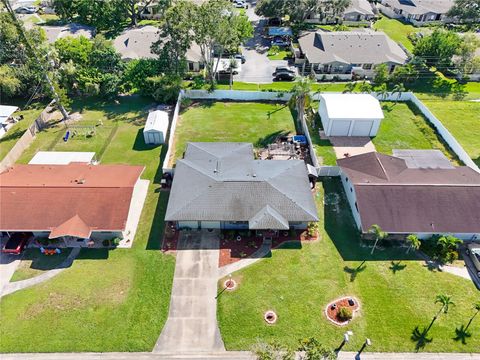 Photo of 2707 27th Avenue Drive W, Bradenton, FL 34205 (MLS # A4667908)