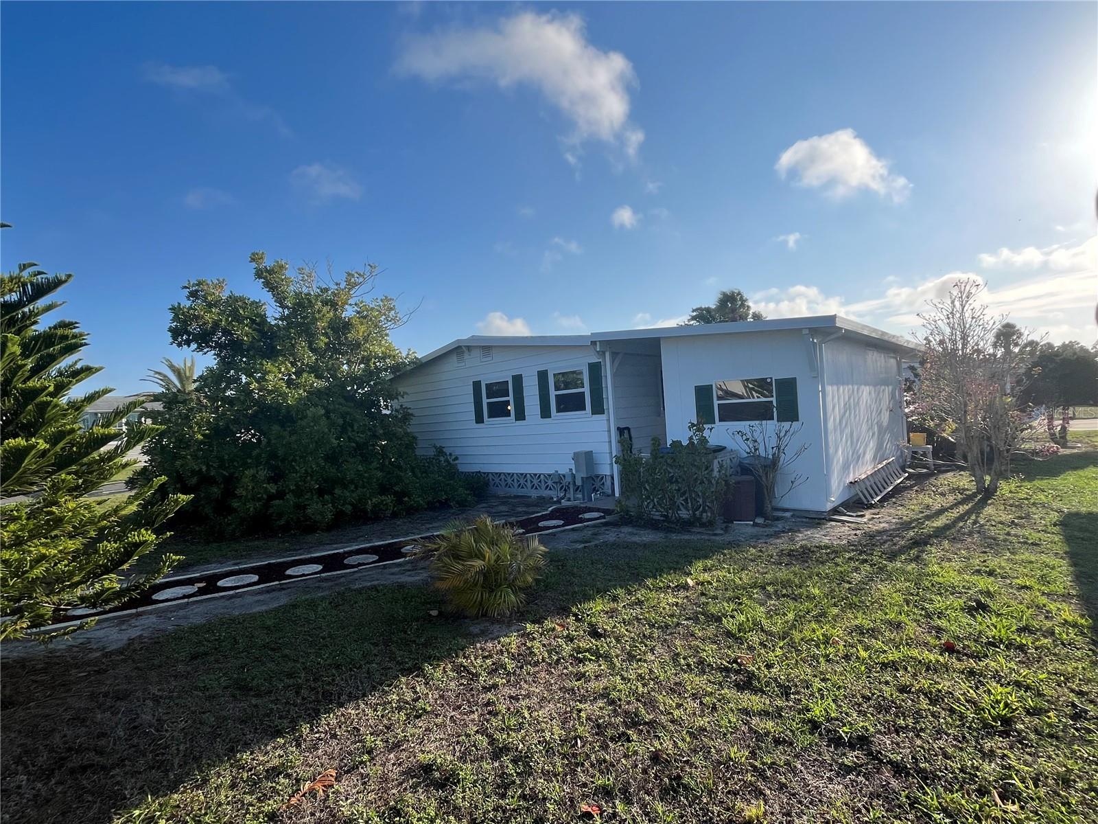 VENICE ISLE - Residential