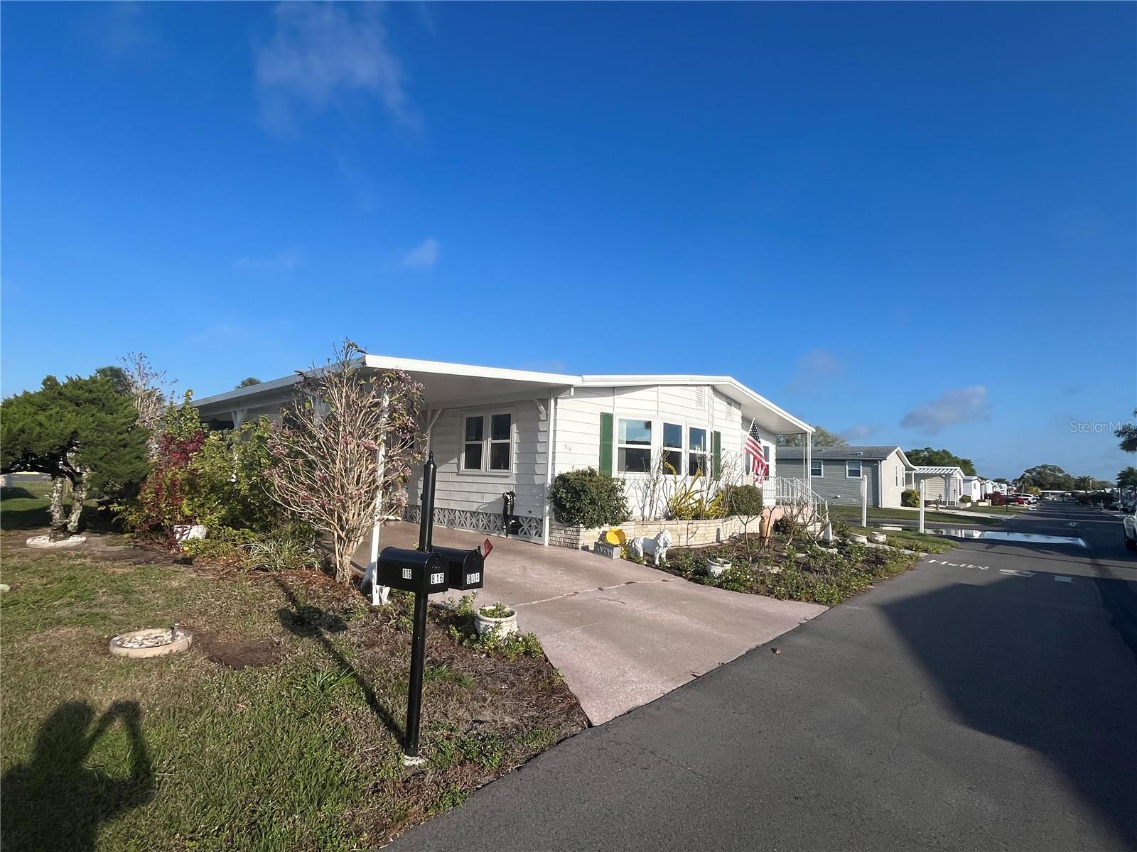 VENICE ISLE - Residential