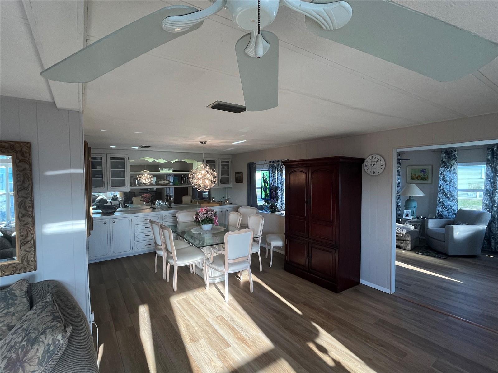 VENICE ISLE - Residential